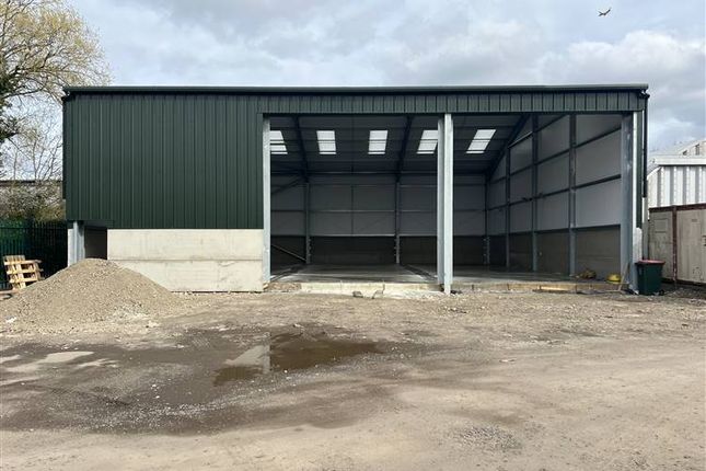 Light industrial to let in Unit 1 Woodside, The Close, Horley