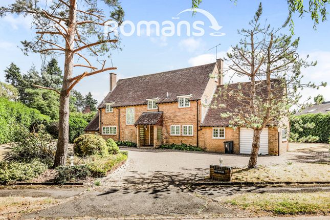 Thumbnail Detached house to rent in Lakeside Drive, Stoke Poges, Slough