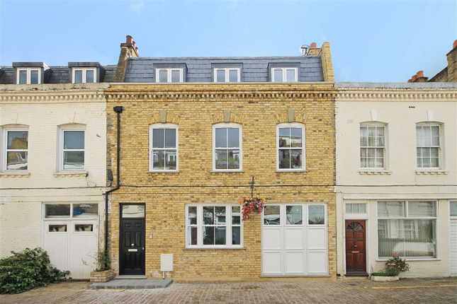 Thumbnail Property for sale in Spear Mews, London