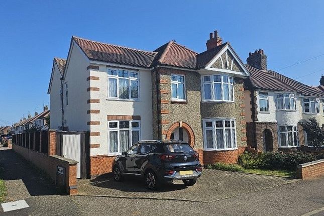 Detached house for sale in Queensway, Wellingborough