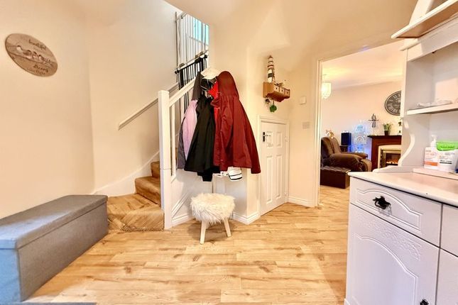 36, Fleetwood Gardens, Plymouth photo 2