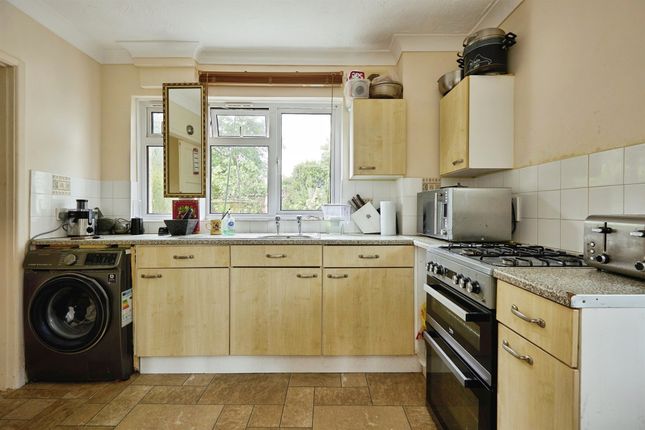 65, Wiltshire Road, Salisbury photo 4
