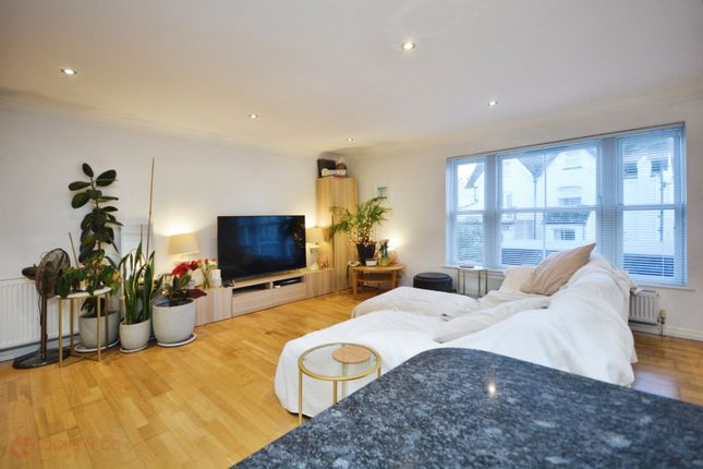 Flat 2, Park View, 2, Vere Road, Broadstairs photo 3