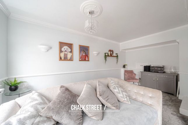 17, Osborne Road, Hornchurch photo 4