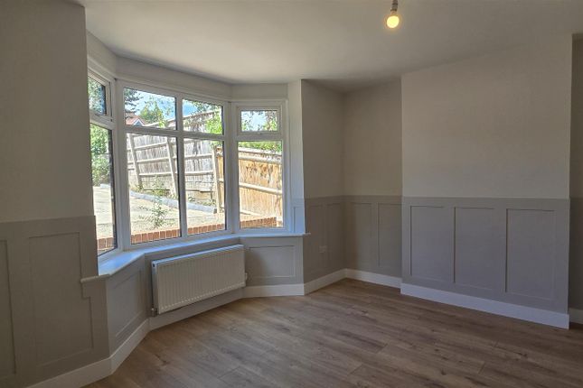 4-bed house on 207, Henley Road, Reading, £3,500/mo
