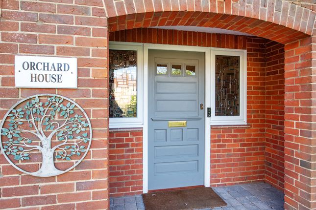 Orchard House,, Newnham Road, Hampshire photo 2