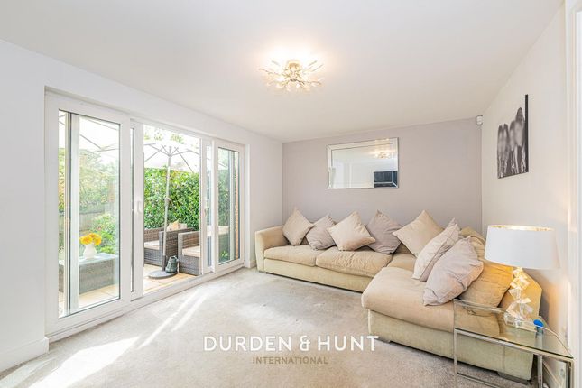 78 Abbess Terrace, Loughton photo 2
