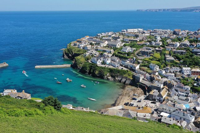Cottage for sale in Middle Street, Port Isaac