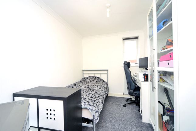 Flat for sale in High Street, Banstead, Surrey