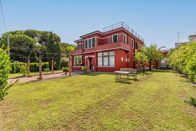 Thumbnail Villa for sale in Lido, Venice, Veneto, Italy
