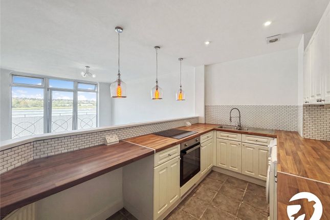 Flat 2, Mayflower House,, Valetta Way, Kent photo 4
