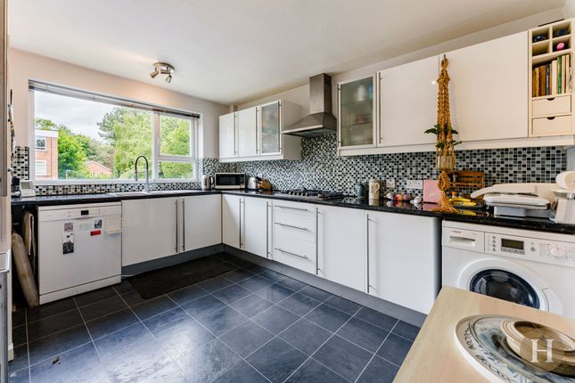 Flat 17, Kelton Court Carpenter Road, Birmingham photo 4