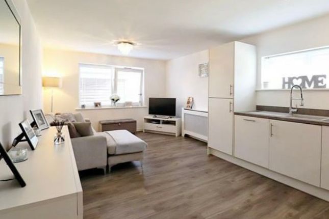 Thumbnail Flat to rent in Bewick Villas, Dartford