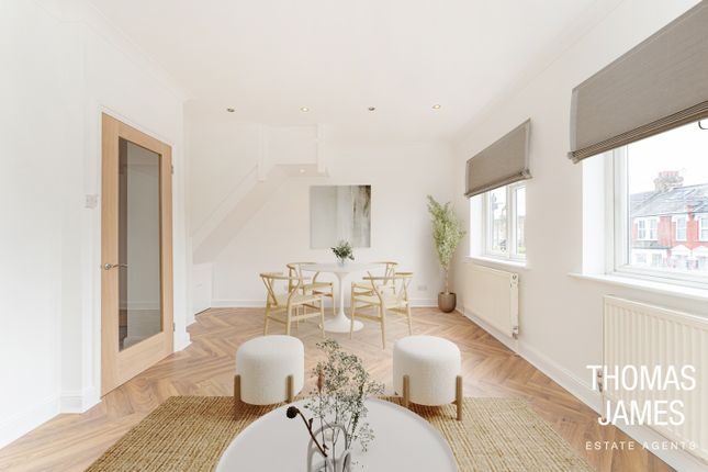 Flat for sale in Granville Road, Wood Green