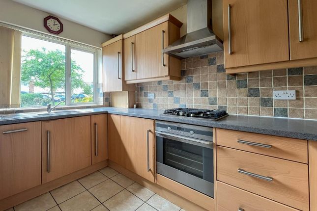 8, Derwent Close, Cambridge photo 3