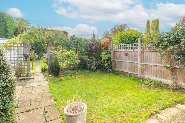 14 Nettleton Road, Cheltenham photo 4