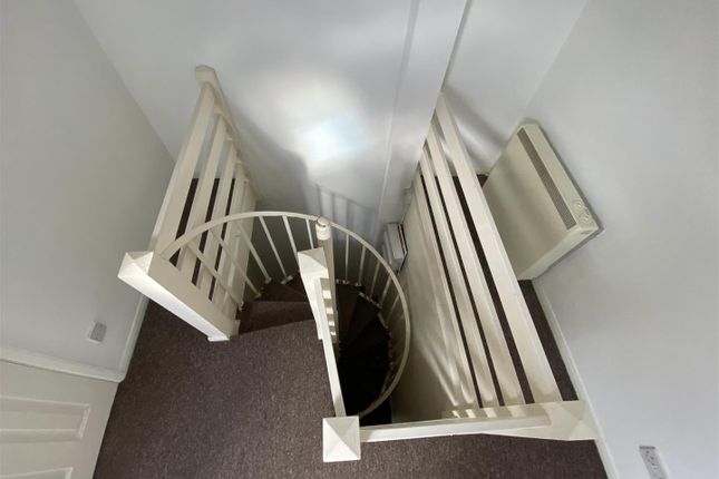 16, Salem Place, Gravesend photo 5