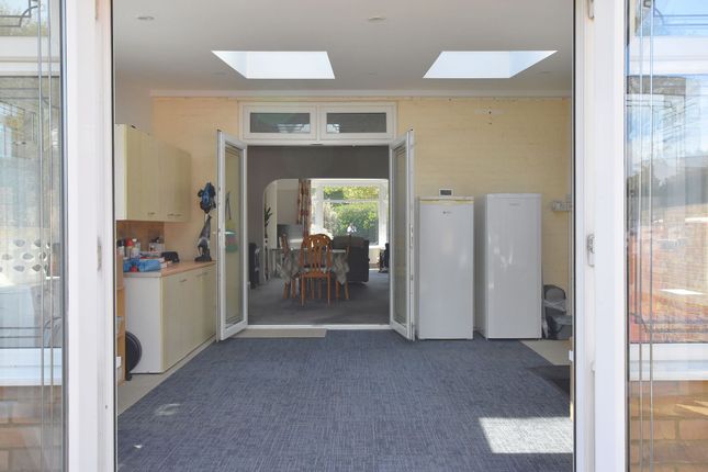 20 Tivoli Park Avenue, Margate photo 2