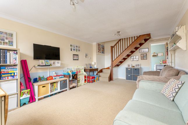Terraced house for sale in Goosegreen Close, Horsham