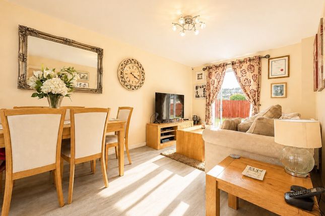 6, Cwrt Bergiers, Llanelli photo 4