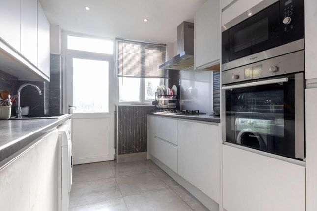 44, Arle Gardens, Cheltenham photo 4