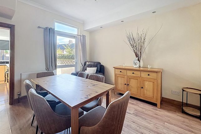 5, Mount Pleasant, Hornsea photo 5