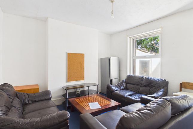 13, Caledonian Road, Brighton photo 2
