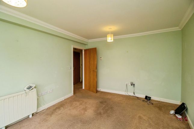 Sandringham Court, London Road, Benfleet photo 4