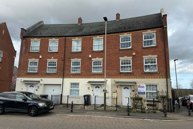 Thumbnail Terraced house for sale in Hamilton Circle, Leicester