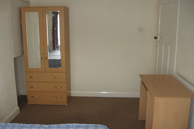 109, Glendower Road, Birmingham photo 5