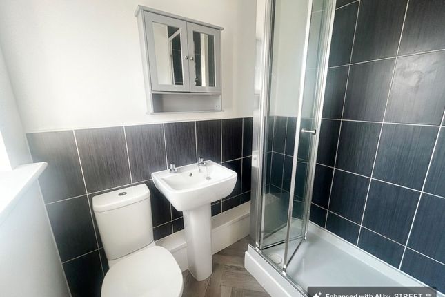 50 Ffordd Cadfan, Bridgend photo 4