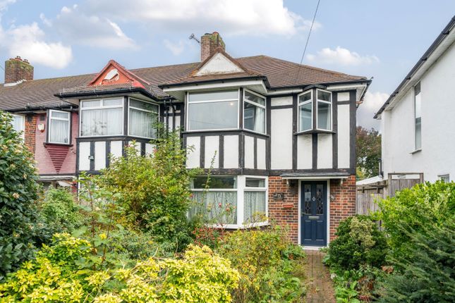 Thumbnail Detached house for sale in Tamworth Lane, Mitcham
