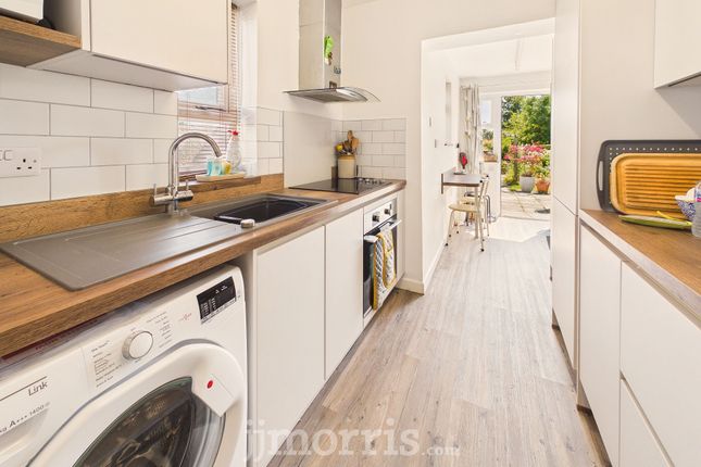 64 St. Martins Park, Haverfordwest photo 2