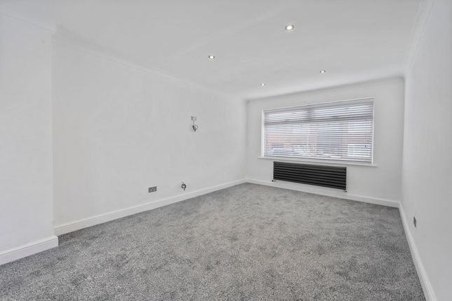 66 Hatfield Close, St. Helens photo 4