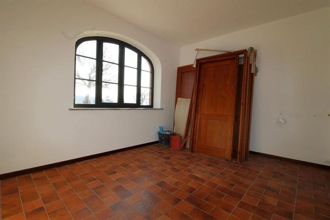 Apartment for sale in Vignole Borbera, Piemonte, 15060, Italy