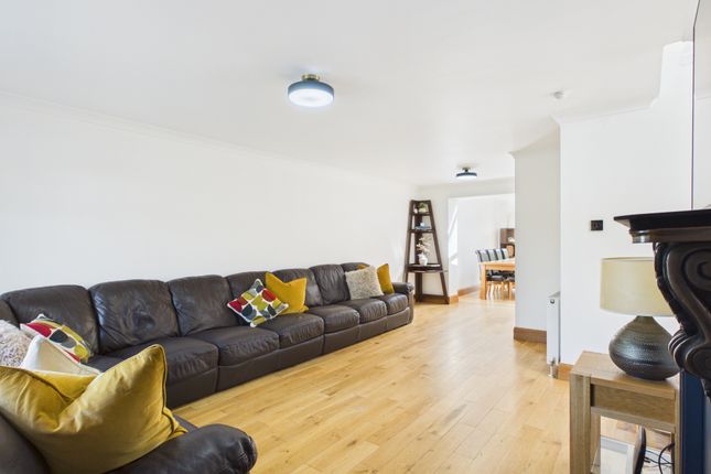54, Kingfisher Drive, Glasgow photo 3