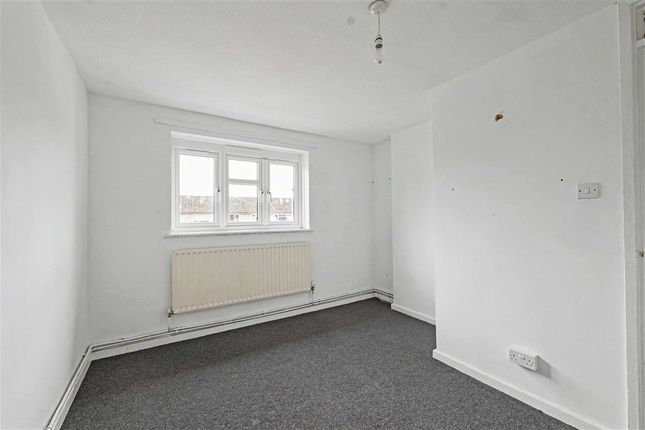 Flat 51,, Apollo Drive, BORDON photo 4