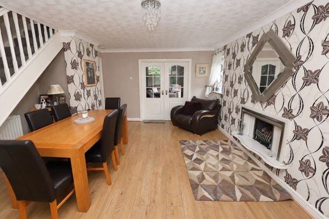 11, Warlingham Close, Bury photo 4