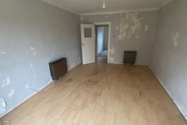 12A The Strand,, Worthing photo 3