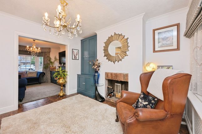 80, Stanstead Road, Hoddesdon photo 4