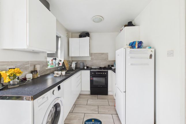 27, Thorney Road, Coventry photo 4