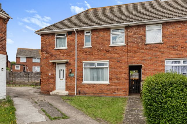 End terrace house for sale in Burnside Close, Southmead