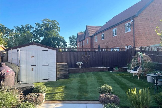 1, Hazylwood, Berkshire photo 2