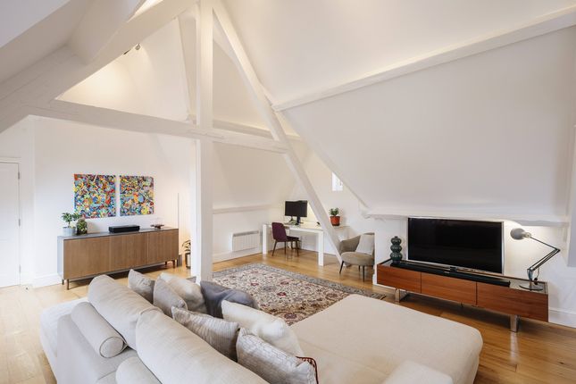 Flat Flat 23a, The Clock Tower, The Galleries, Brentwood photo 4