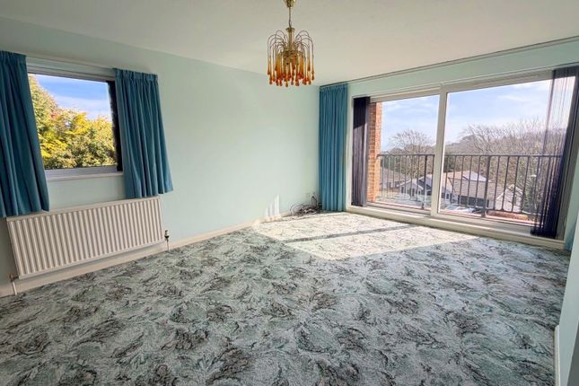 9, Hyde Tynings Close, Eastbourne photo 2