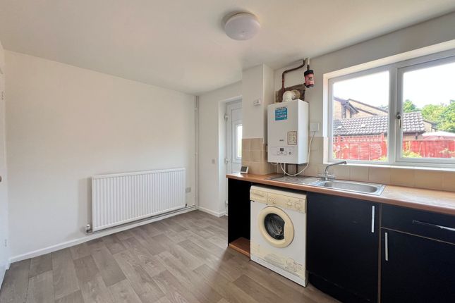 17 Alders Green, Gloucester photo 4
