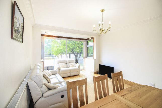 Flat 73A,, Kenton Road, Kenton photo 4