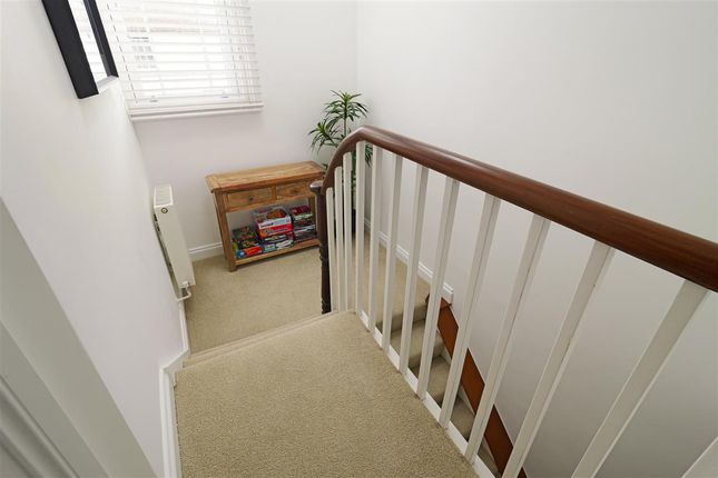 End terrace house to rent in Prospect Hill, Herne Bay