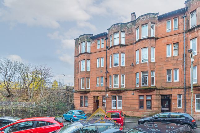 Thumbnail Flat for sale in 8 Ettrick Place Flat 1-2, Shawlands, Glasgow
