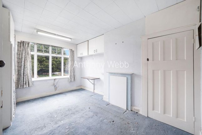 Semi-detached house for sale in Winchmore Hill Road, Southgate